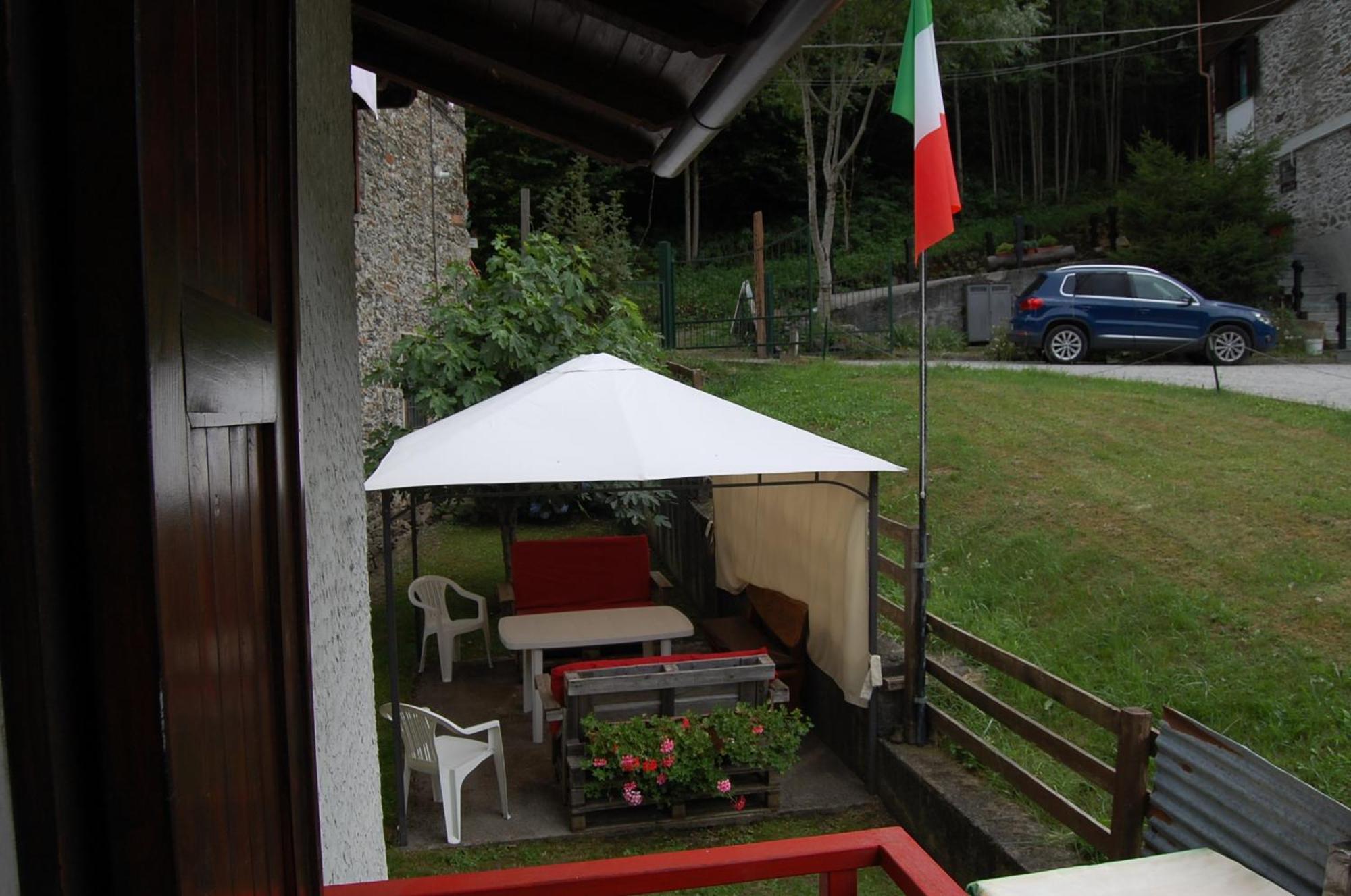 Casa Valentino Villa Corteno Golgi Exterior foto